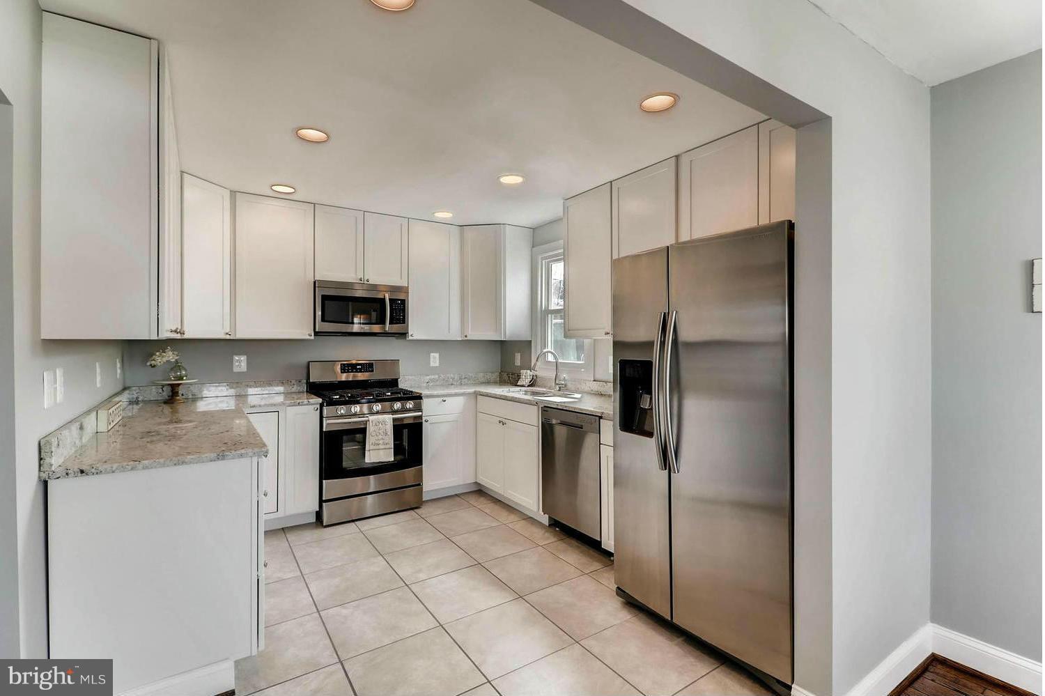 343 Cresswell Road Baltimore, MD 21225 - Photo 10 of 28 Interior (General)