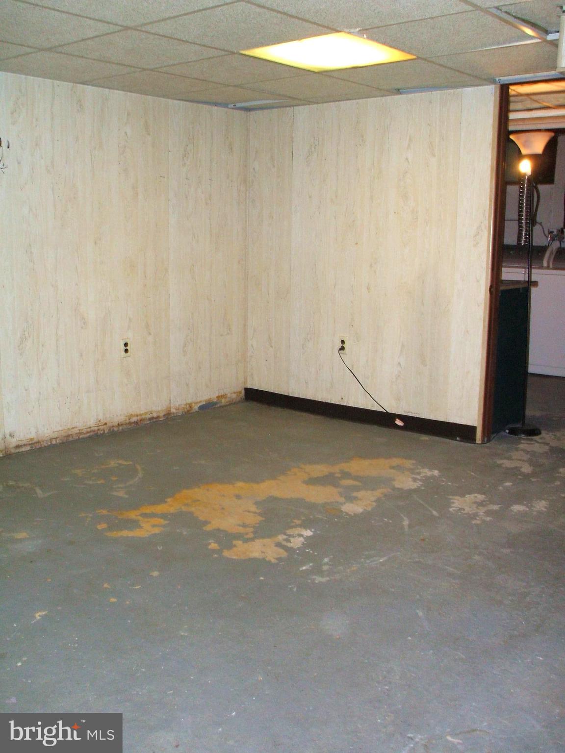 319 Rural Avenue Chester, PA 19013 - Photo 17 of 21 Basement Rec Room