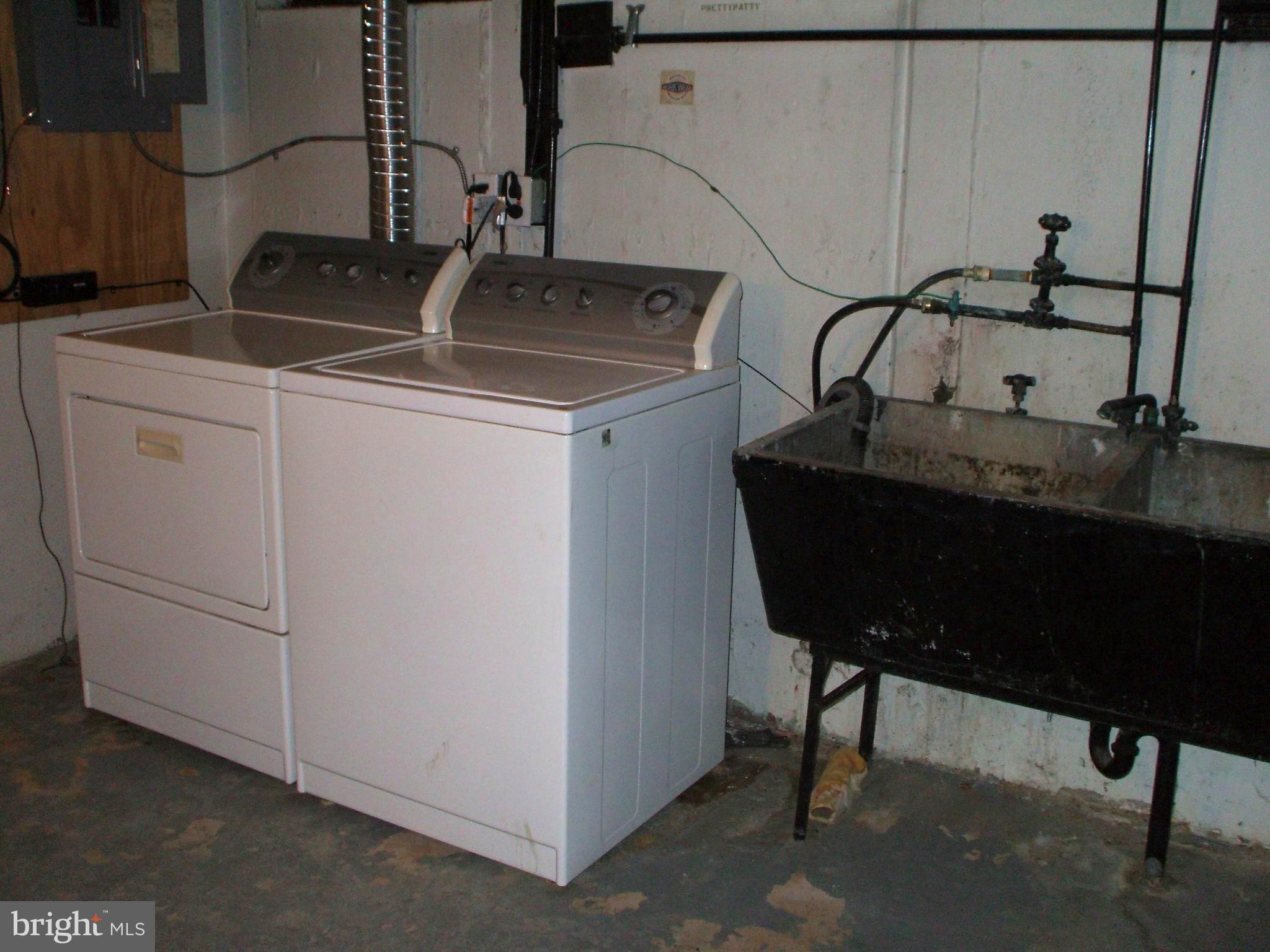 319 Rural Avenue Chester, PA 19013 - Photo 18 of 21 Utility & Laundry Room