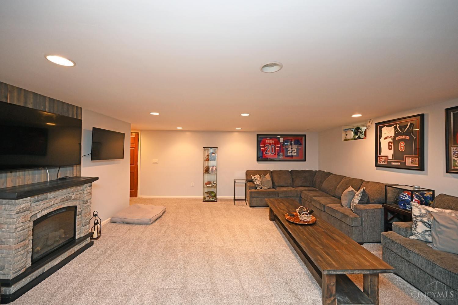 2439 Hunt Road Reading, OH 45215 - Photo 38 of 50 Gallery Image 38