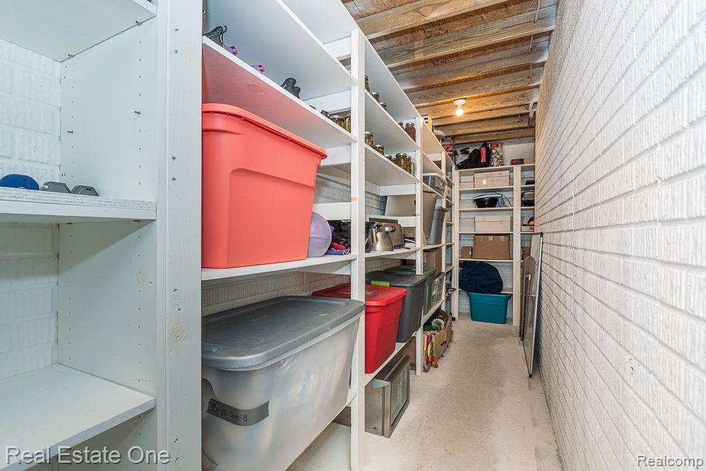 8600 Warner Road Saline, MI 48176 - Photo 38 of 54 Gallery Image 38