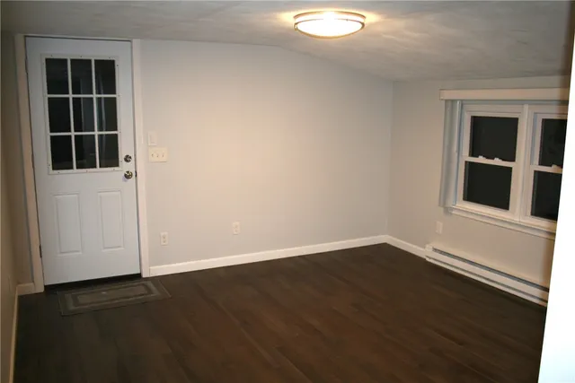 $1,500 | 840 Sanderson Road, Unit 2, Johnston, RI 02919