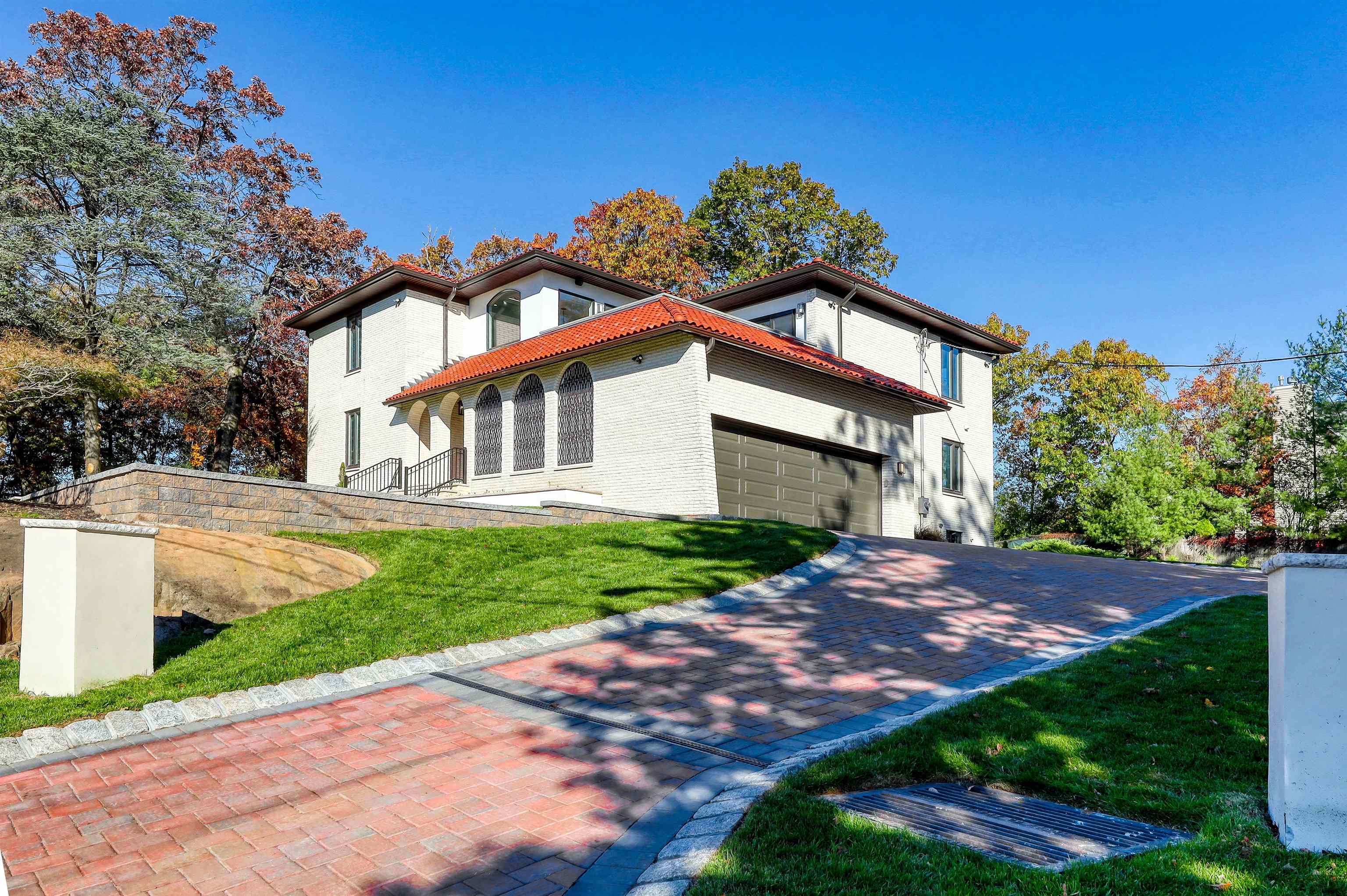 38 Woodmere Road Cedar Grove, NJ 07009 - Photo 1 of 36 Gallery Image 1