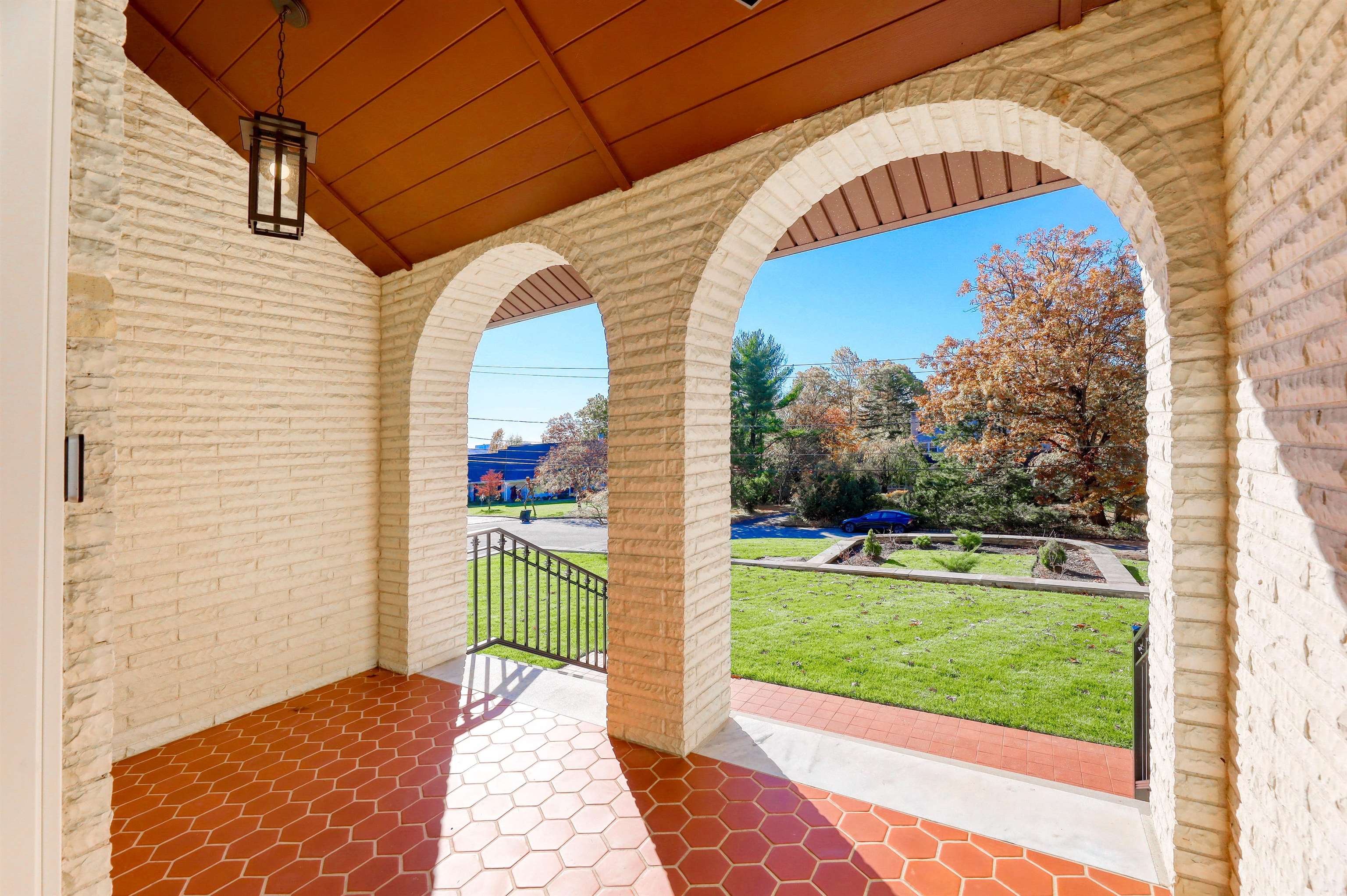 38 Woodmere Road Cedar Grove, NJ 07009 - Photo 2 of 36 Gallery Image 2