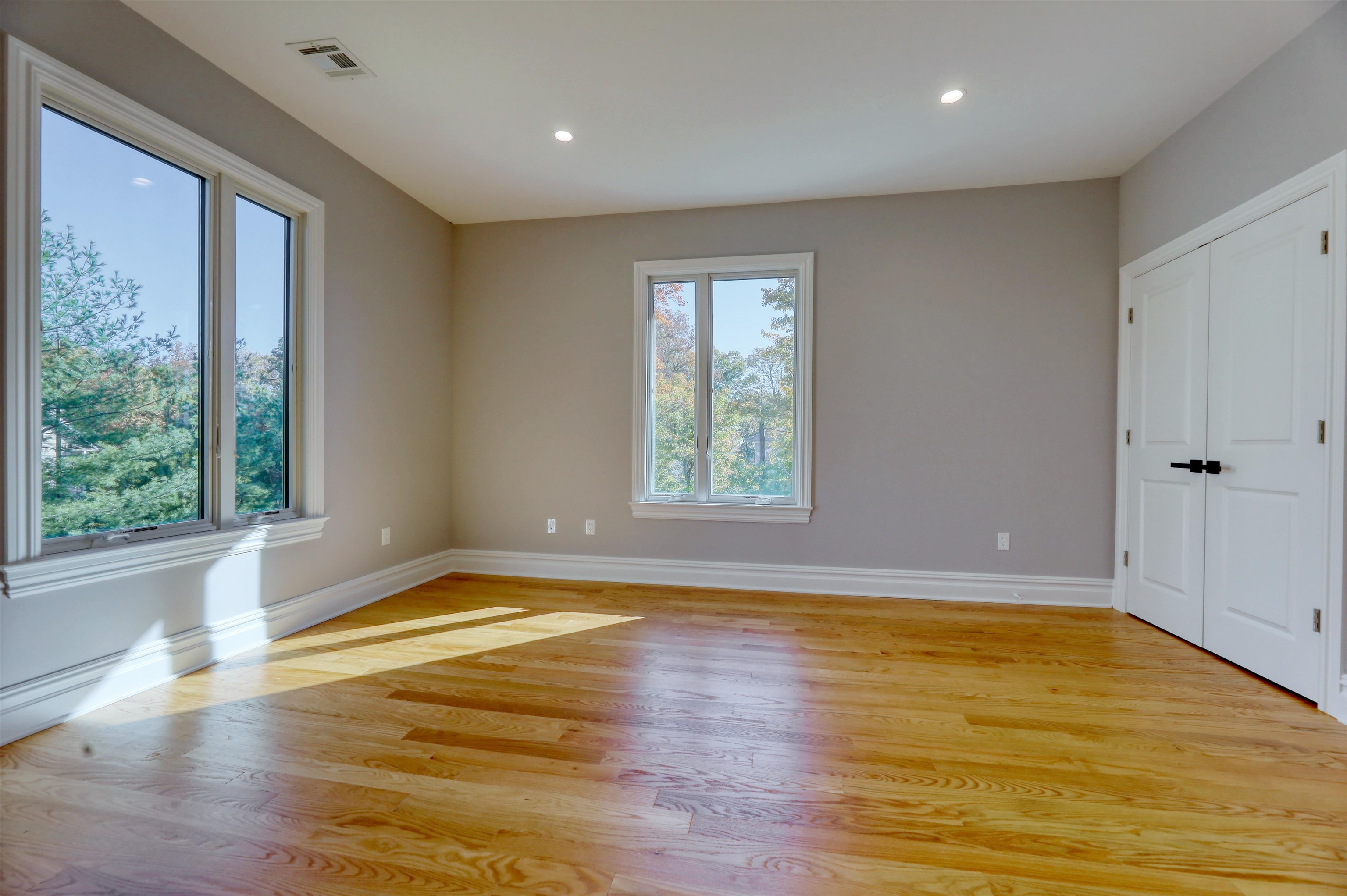 38 Woodmere Road Cedar Grove, NJ 07009 - Photo 28 of 36 Gallery Image 28