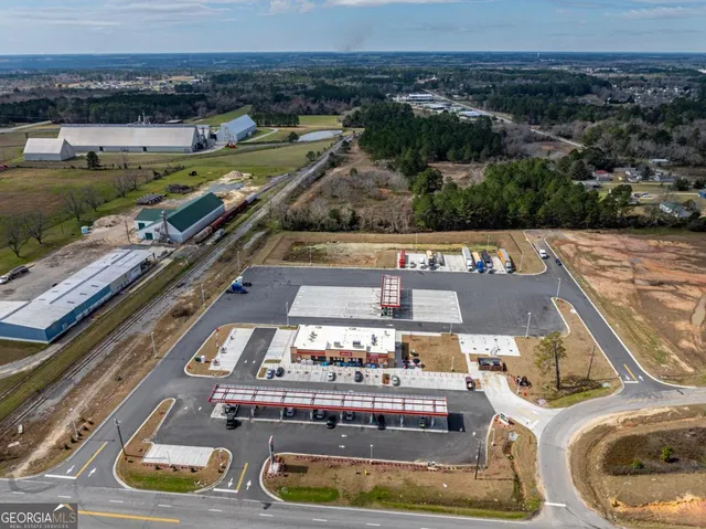 $350,000 | 604 Golden Road West, Tifton, GA 31793