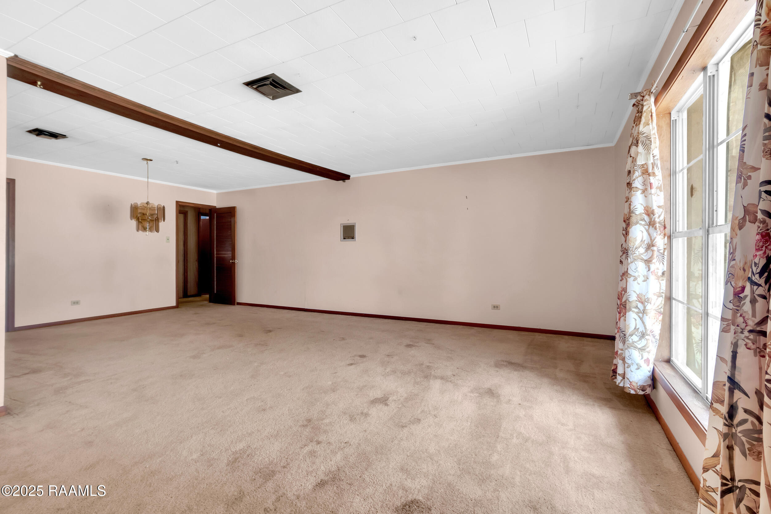 617 Cemetery Road St. Martinville, LA 70582 - Photo 31 of 42 Great Room