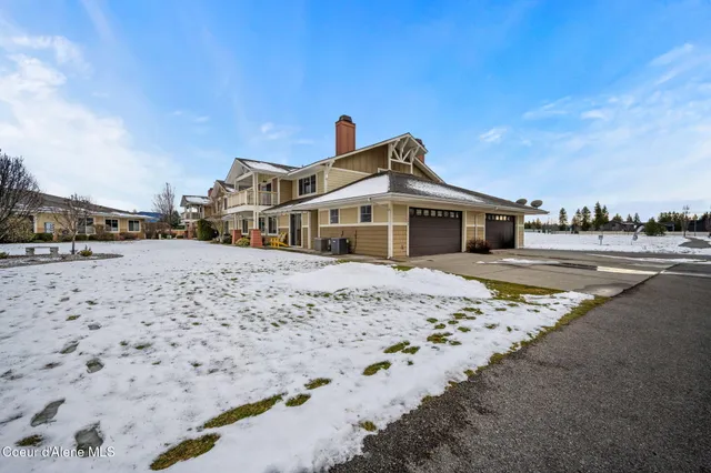 $399,900 | 755 Icefall Drive, Unit 203, Hayden, ID 83835