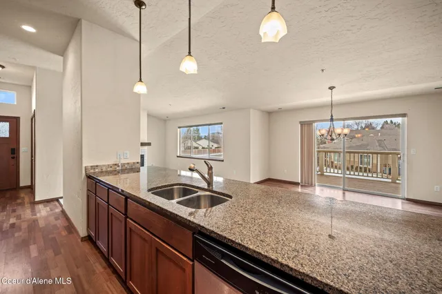 $399,900 | 755 Icefall Drive, Unit 203, Hayden, ID 83835