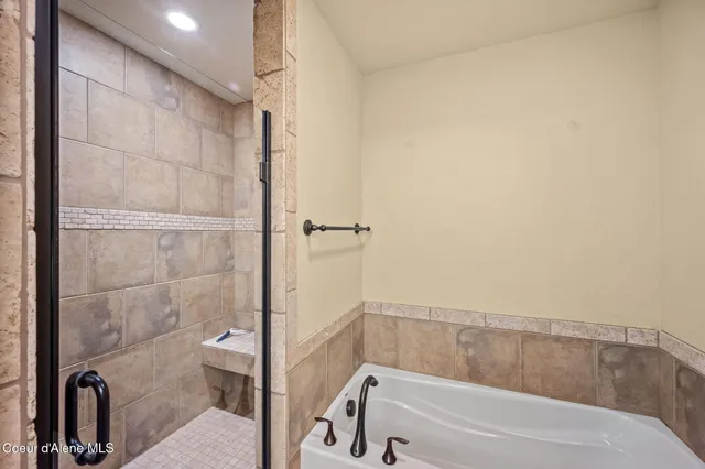 $399,900 | 755 Icefall Drive, Unit 203, Hayden, ID 83835