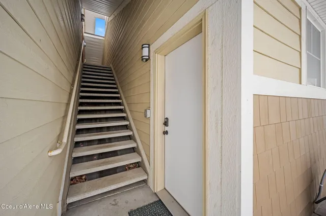 $399,900 | 755 Icefall Drive, Unit 203, Hayden, ID 83835