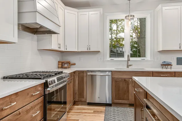 $1,524,900 | 5 Woodbury Avenue, Unit 5, Portsmouth, NH 03801