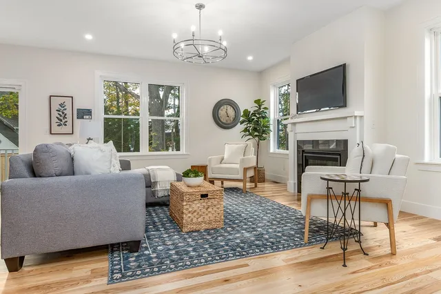 $1,524,900 | 5 Woodbury Avenue, Unit 5, Portsmouth, NH 03801