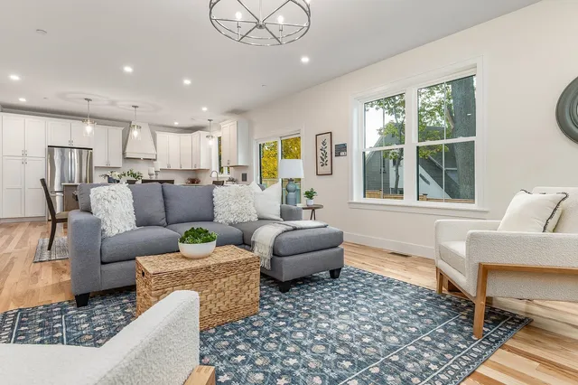 $1,524,900 | 5 Woodbury Avenue, Unit 5, Portsmouth, NH 03801