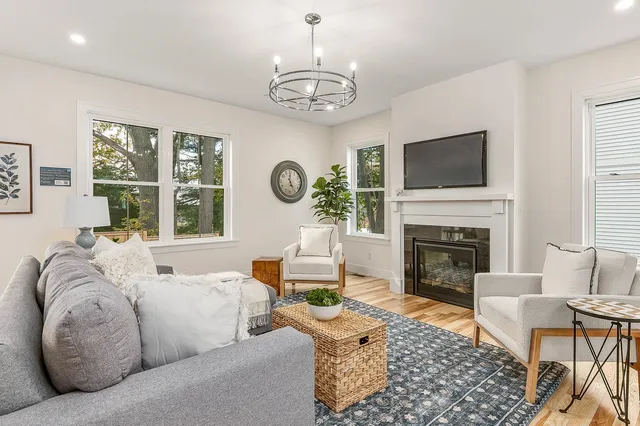 $1,524,900 | 5 Woodbury Avenue, Unit 5, Portsmouth, NH 03801