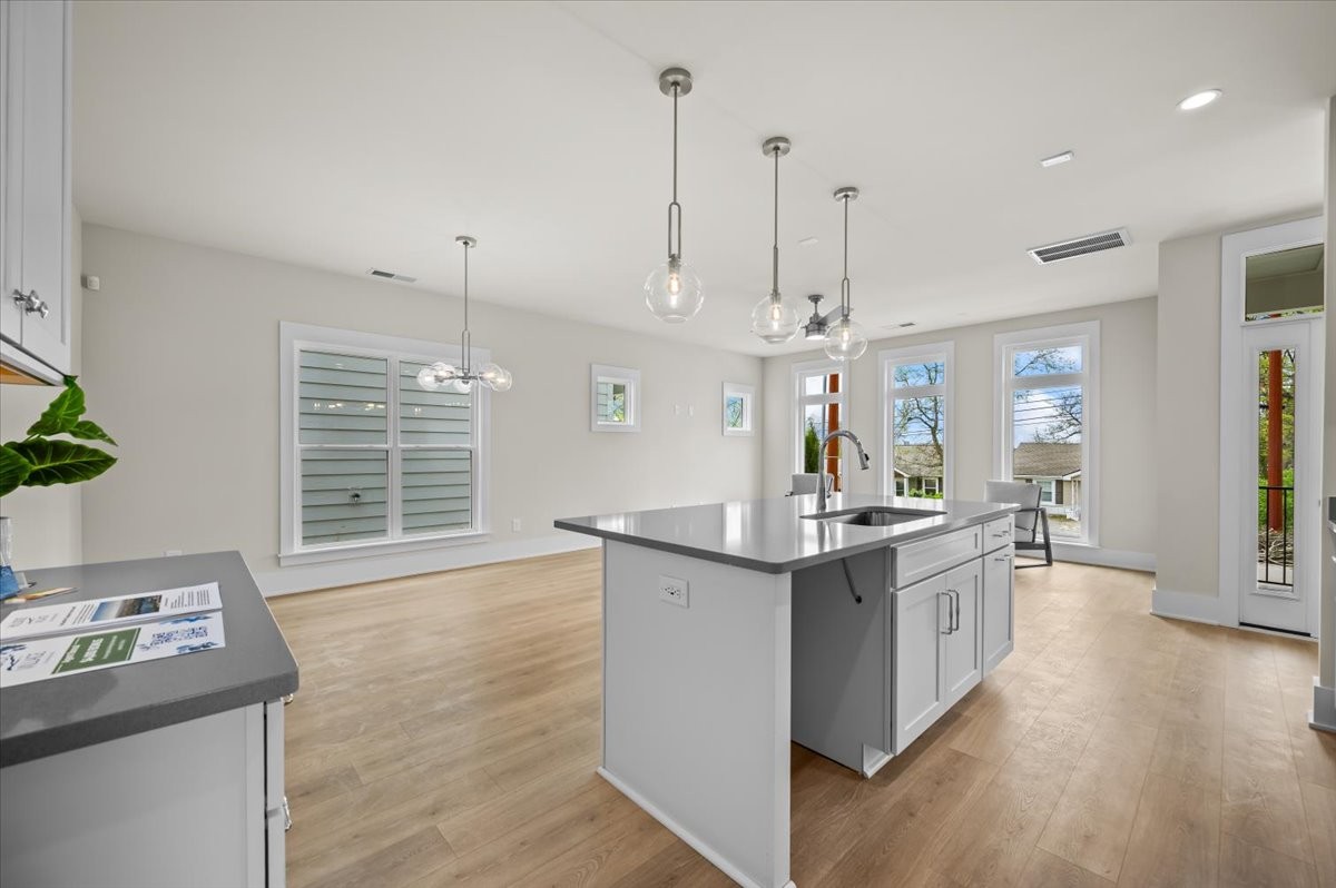 3045 B Hillside Road Nashville, TN 37207 - Photo 10 of 31