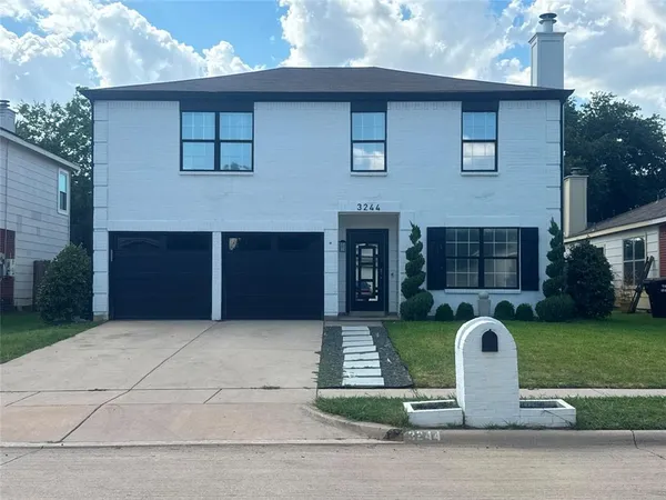 $2,400 | 3244 Bent Creek Drive, Denton, TX 76210