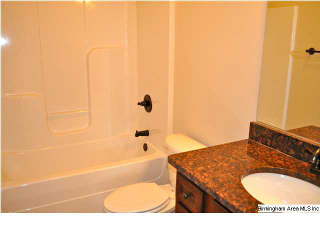 211 Lorrin Lane Sterrett, AL 35147 - Photo 6 of 23