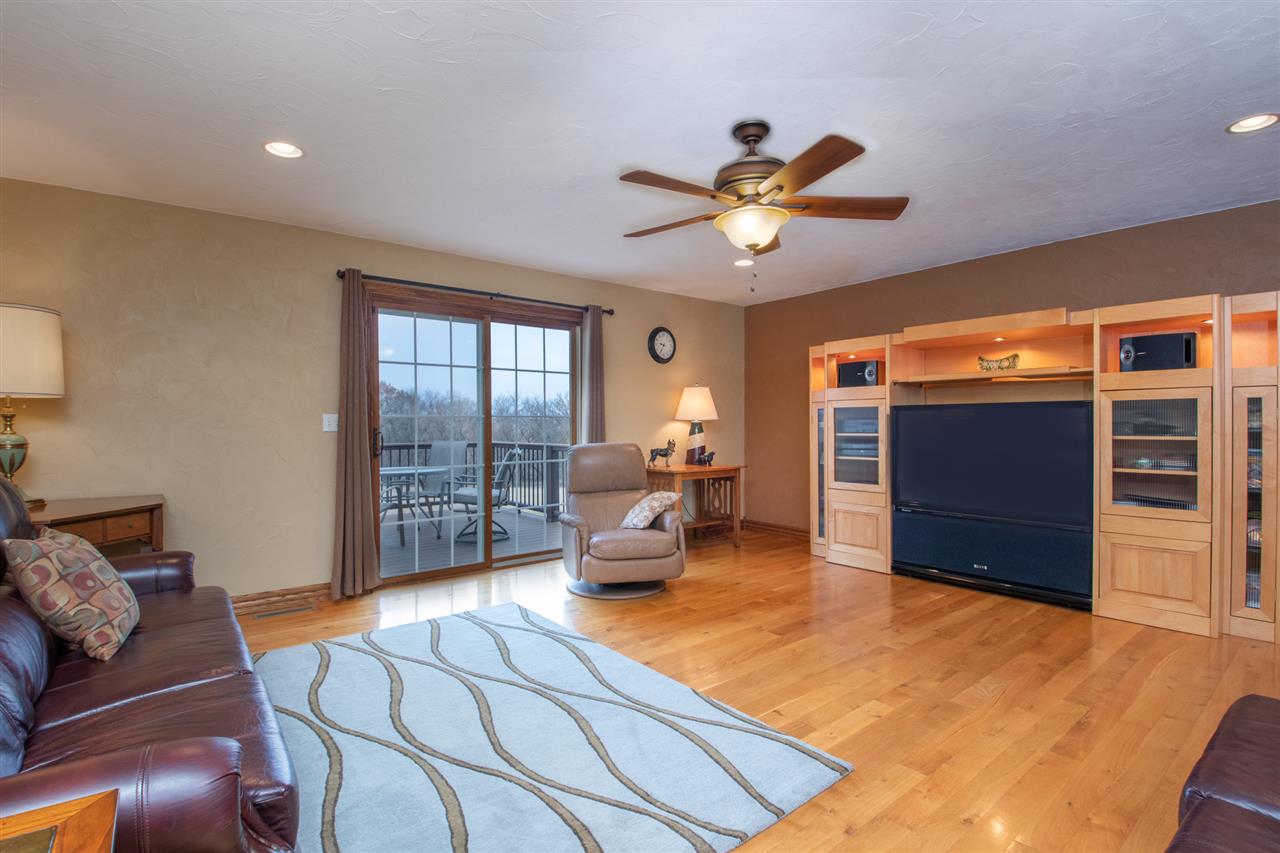 18447 East Rock Grove Road Davis, IL 61019 - Photo 4 of 24 Gallery Image 4
