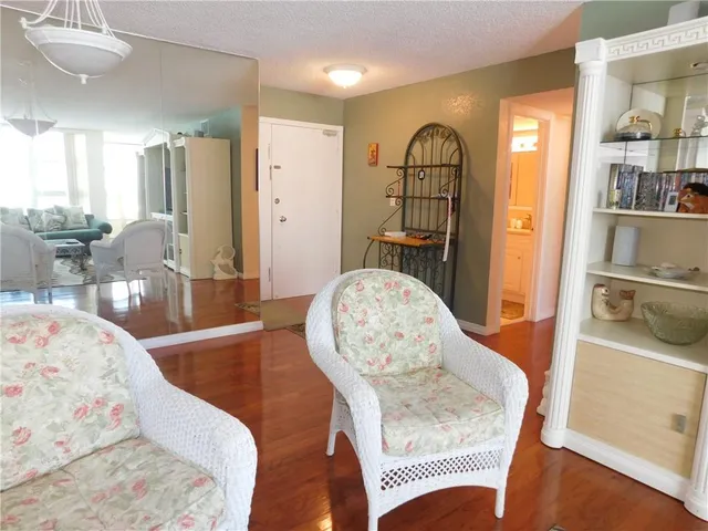 $4,000 | 1620 South Ocean Boulevard, Unit 9C, Pompano Beach, FL 33062