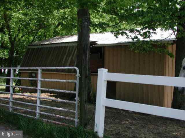 1670 North River Road Halifax, PA 17032 - Photo 3 of 9 Gallery Image 3