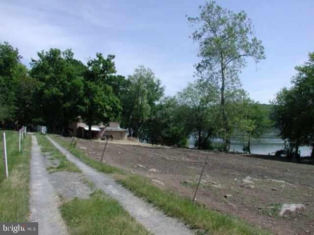 1670 North River Road Halifax, PA 17032 - Photo 6 of 9 Gallery Image 6