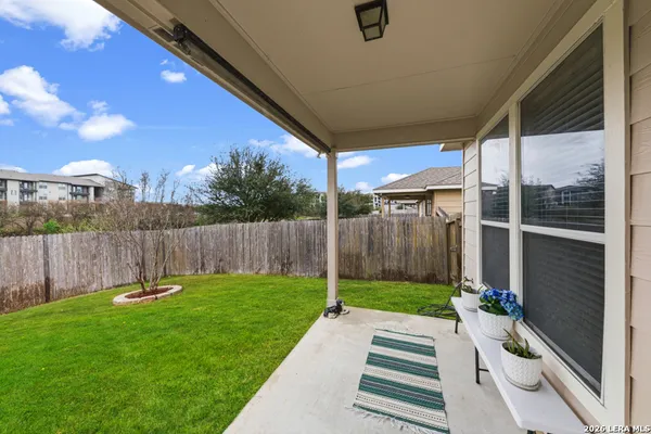 $300,000 | 7410 Derby Vista, Selma, TX 78154