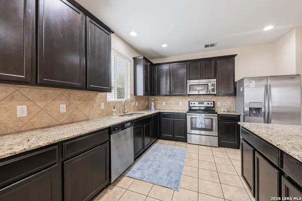 $300,000 | 7410 Derby Vista, Selma, TX 78154