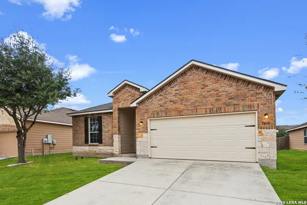 $300,000 | 7410 Derby Vista, Selma, TX 78154