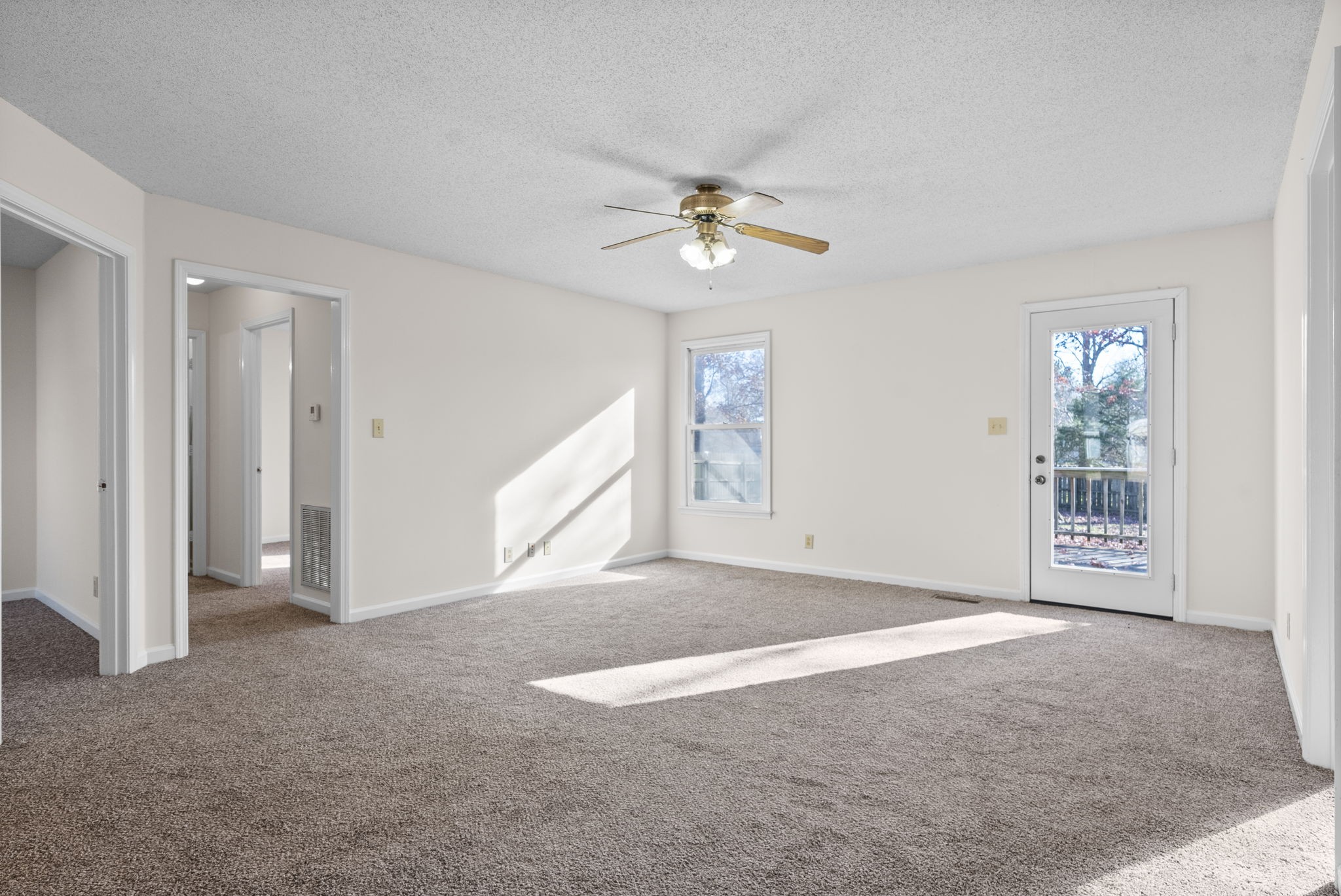 248 Quail Ridge Road Clarksville, TN 37042 - Photo 8 of 31