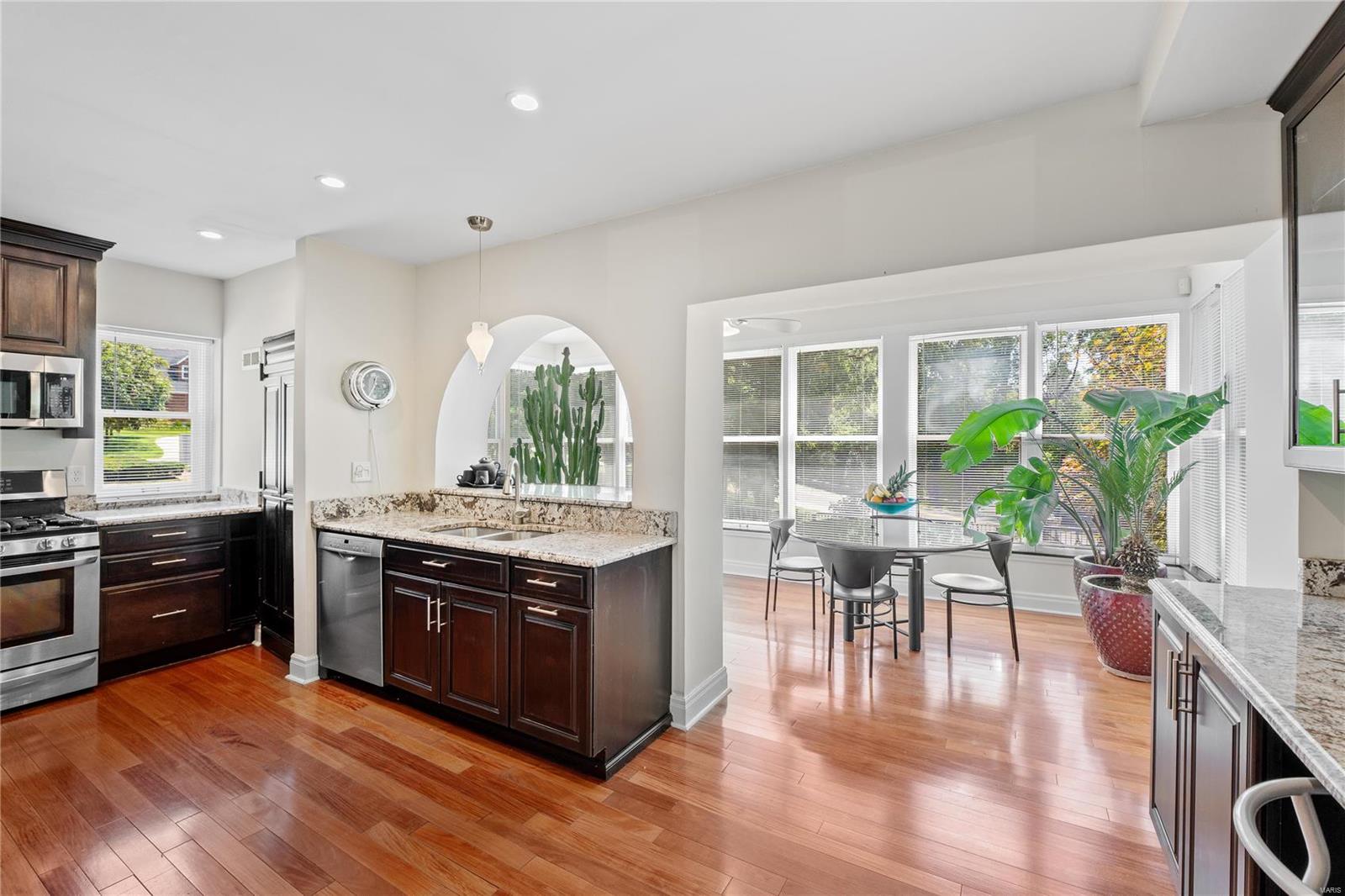 1 Daniel Road Ladue, MO 63124 - Photo 12 of 30 Gallery Image 12