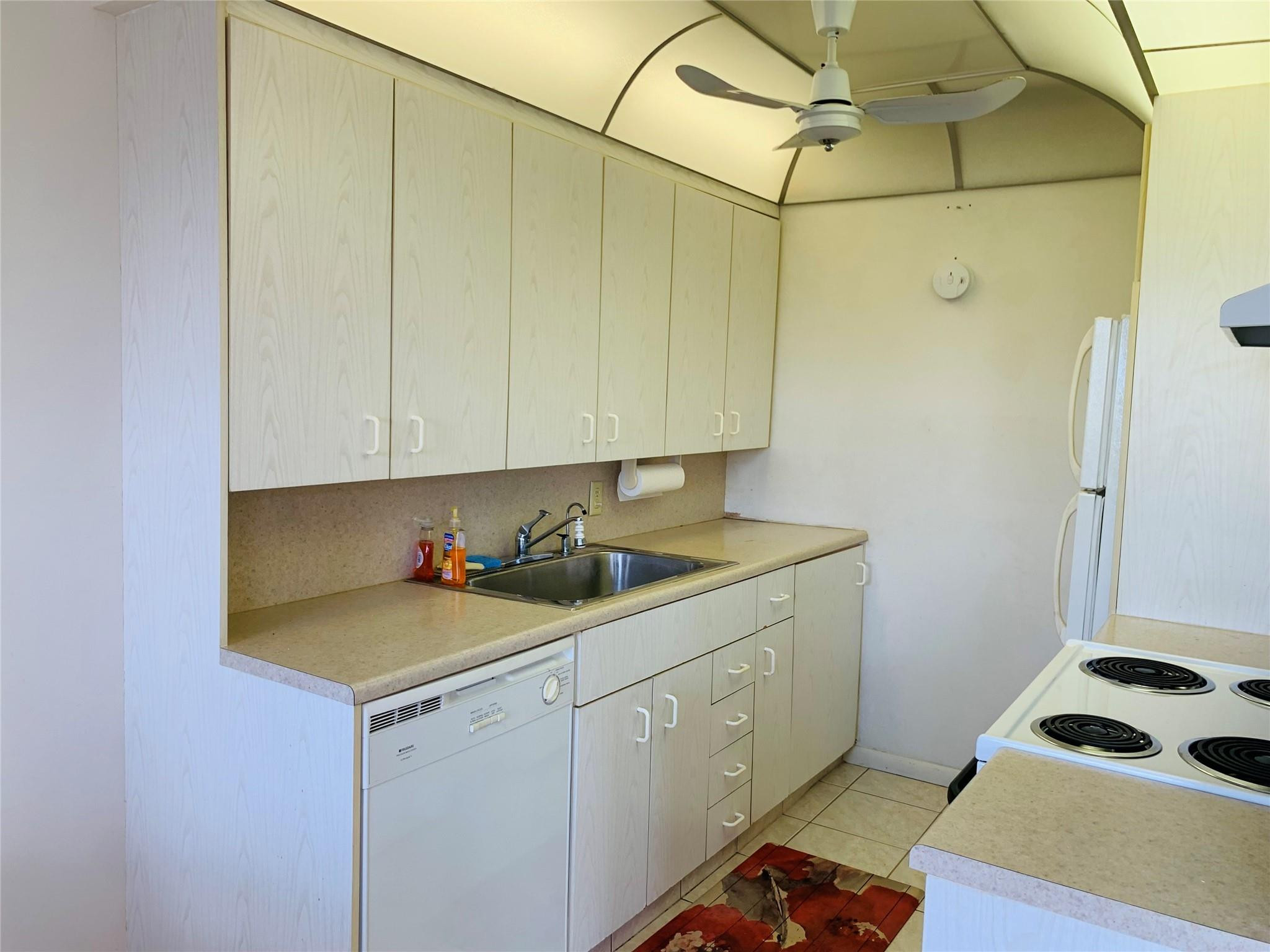 3025 Guildford East, Unit 3025 Boca Raton, FL 33434 - Photo 7 of 29 Photo 7