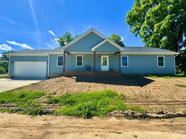 $299,900 | 9505 West Arch Street, Yorktown, IN 47396