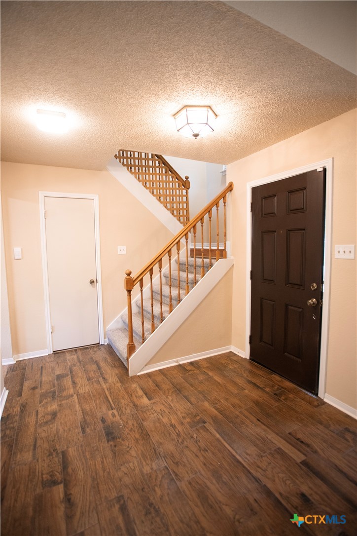 712 Brazos Drive Temple, TX 76504 - Photo 7 of 28 a view of entryway