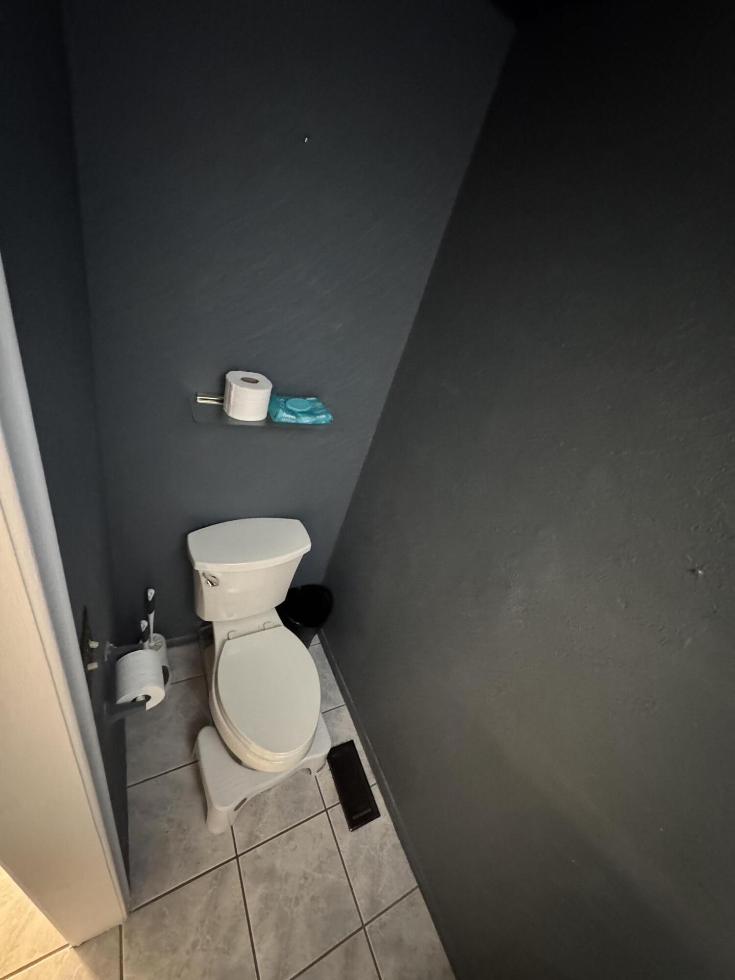 5349 Old Franklin Road Grand Blanc, MI 48439 - Photo 26 of 26 Half Bathroom