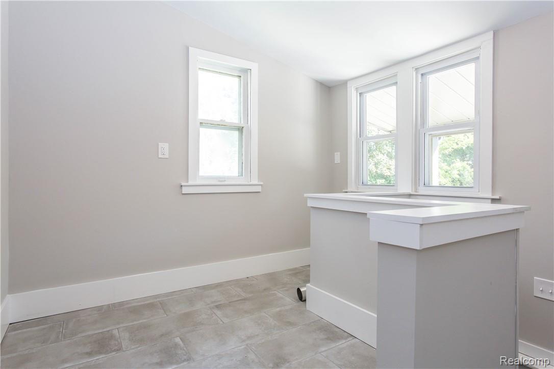 3408 Durham Road Royal Oak, MI 48073 - Photo 18 of 21 19.jpg