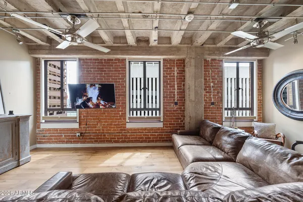 $399,000 | 114 West Adams Street, Unit 609, Phoenix, AZ 85003