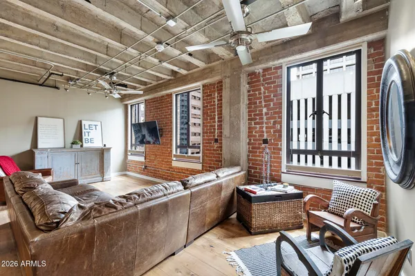 $399,000 | 114 West Adams Street, Unit 609, Phoenix, AZ 85003