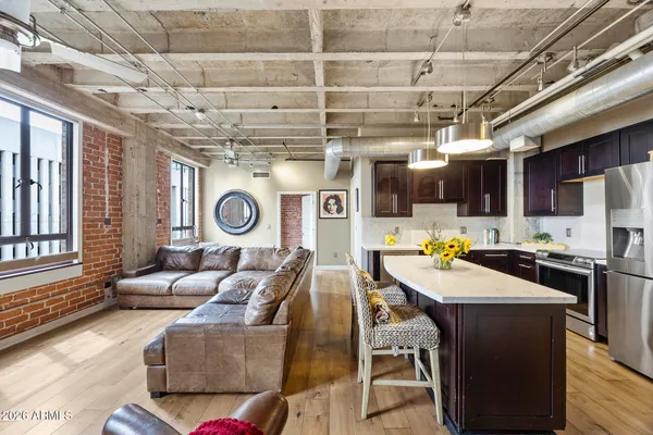 $399,000 | 114 West Adams Street, Unit 609, Phoenix, AZ 85003