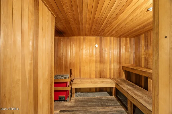 $399,000 | 114 West Adams Street, Unit 609, Phoenix, AZ 85003