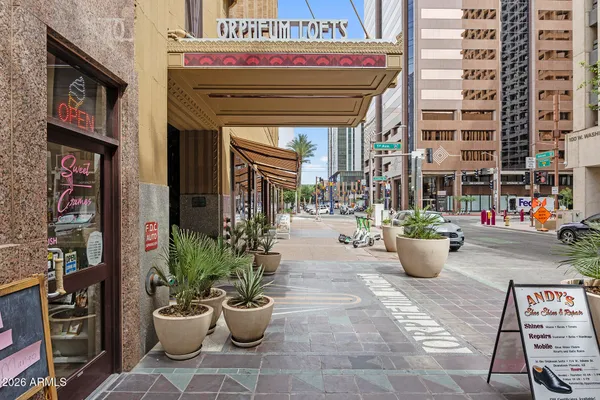 $399,000 | 114 West Adams Street, Unit 609, Phoenix, AZ 85003