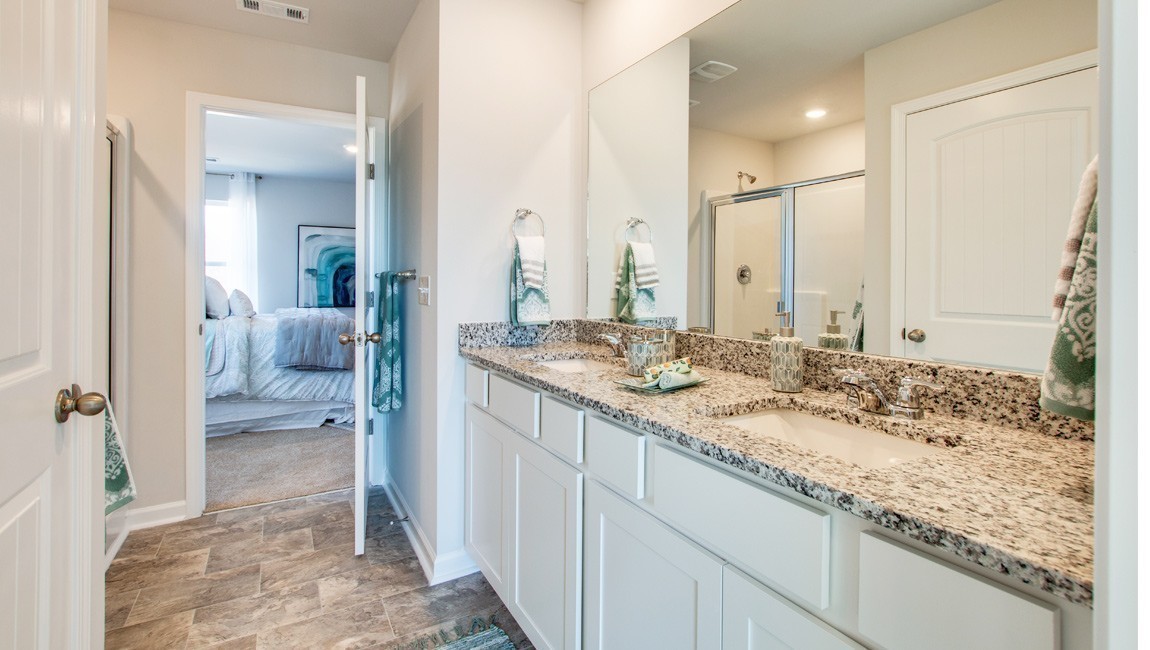 4100 Roane Drive White House, TN 37188 - Photo 18 of 33