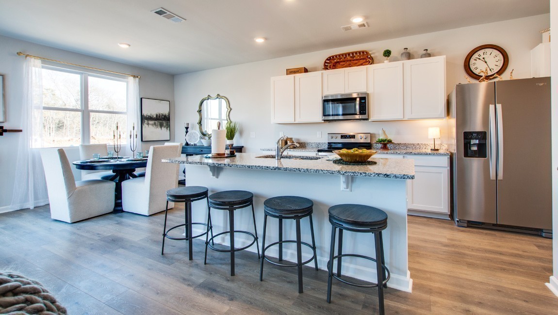 4100 Roane Drive White House, TN 37188 - Photo 9 of 33