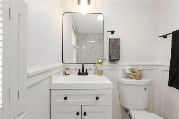 $459,000 | 3316 West 75th Street, Prairie Village, KS 66208