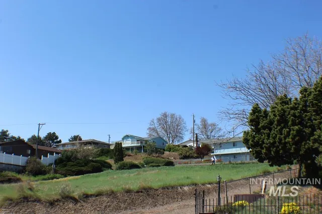 $100,000 | Nna Nna Highline Court, Asotin, WA 99402