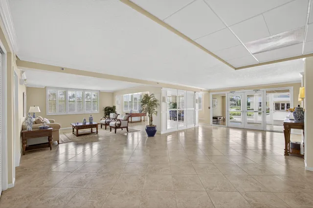 $1,695,000 | 500 Ocean Drive, Unit E9D, Juno Beach, FL 33408