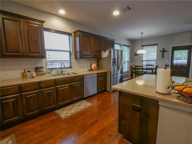 $3,200 | 702 South Frontier Lane, Cedar Park, TX 78613