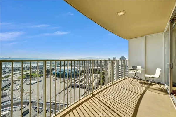 $730,000 | 700 East Ocean Boulevard, Unit 3107, Long Beach, CA 90802