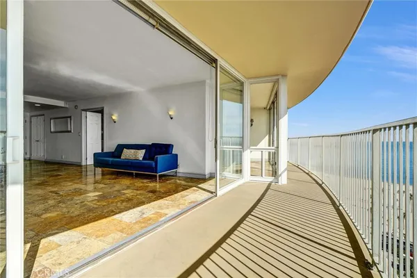 $730,000 | 700 East Ocean Boulevard, Unit 3107, Long Beach, CA 90802