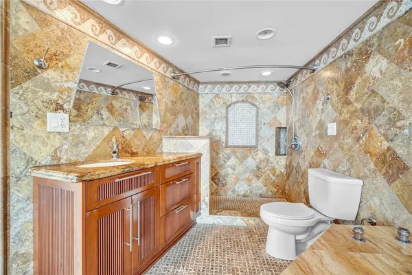 $730,000 | 700 East Ocean Boulevard, Unit 3107, Long Beach, CA 90802